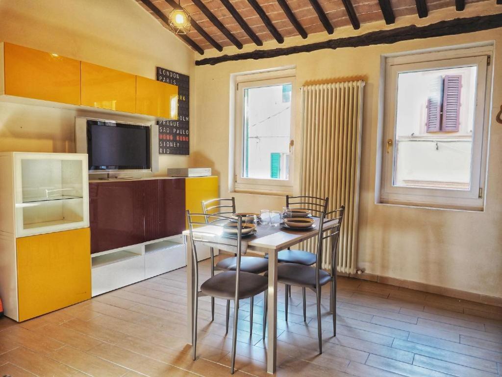 Contrada House By Francigenaapartments Siena Dış mekan fotoğraf